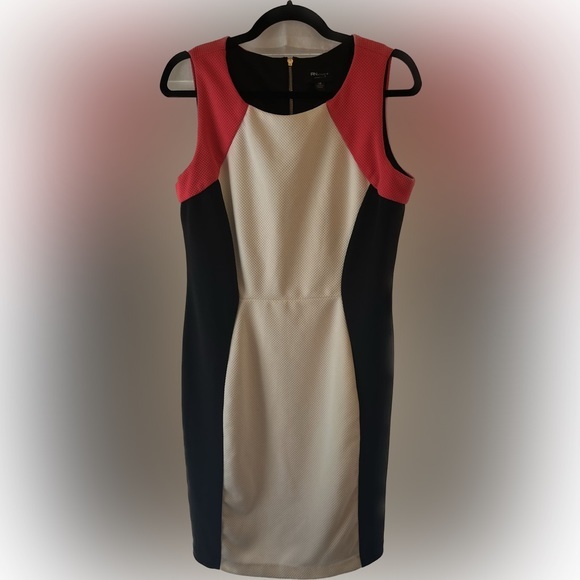 RN Studio by Ronni Nicole dress - Picture 4 of 6